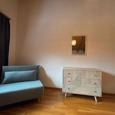 Charming Penthouse Appartement Lauterbrunnen Buitenkant foto